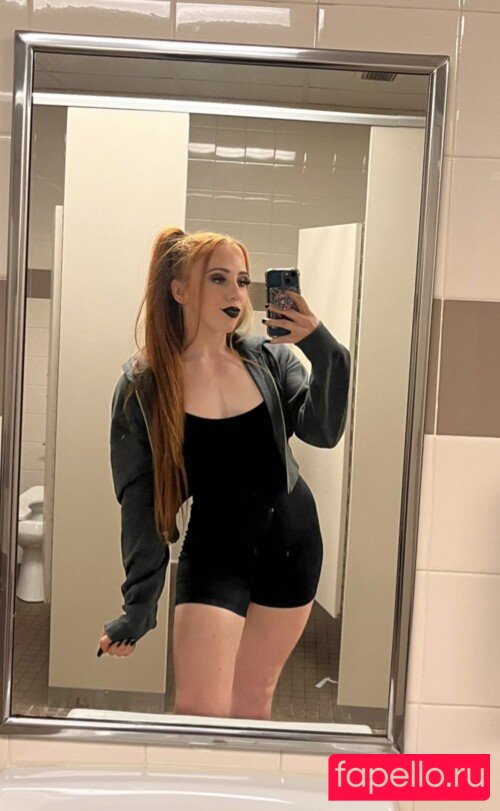 Isla Dawn Onlyfans Photo Gallery 