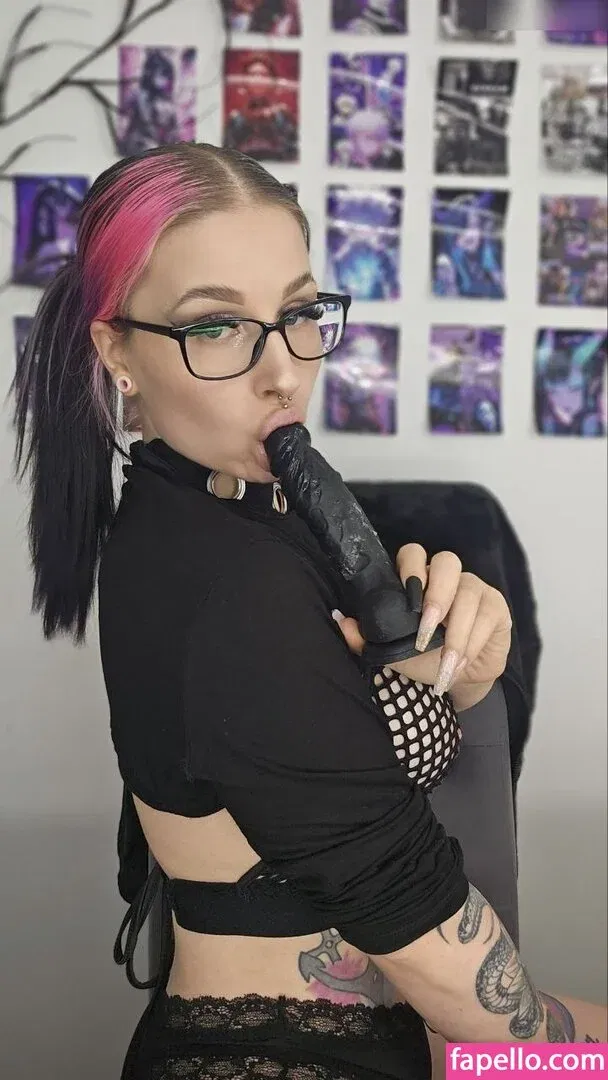 mrs.darkness Onlyfans Photo Gallery 