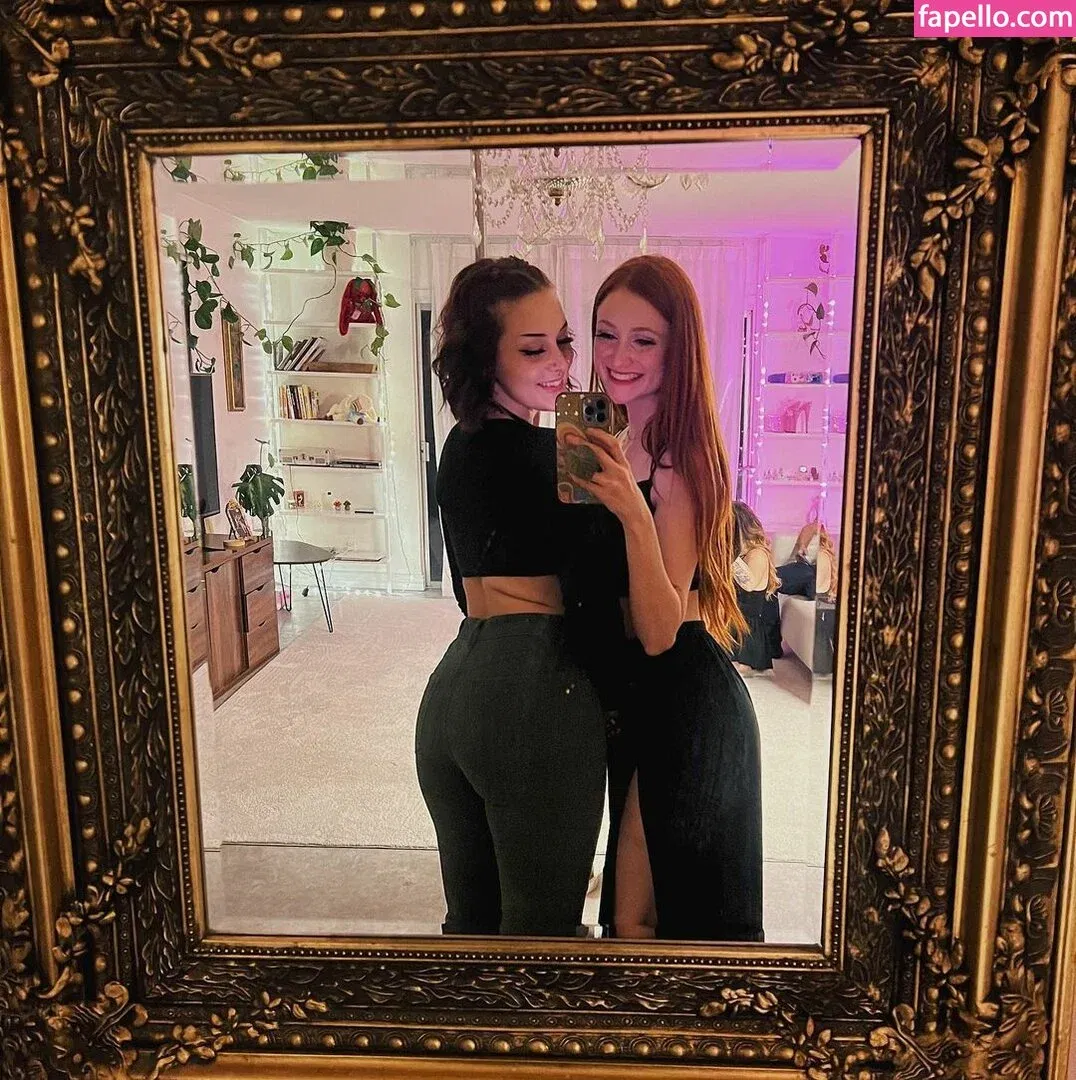 Cleo Moon Onlyfans Photo Gallery 