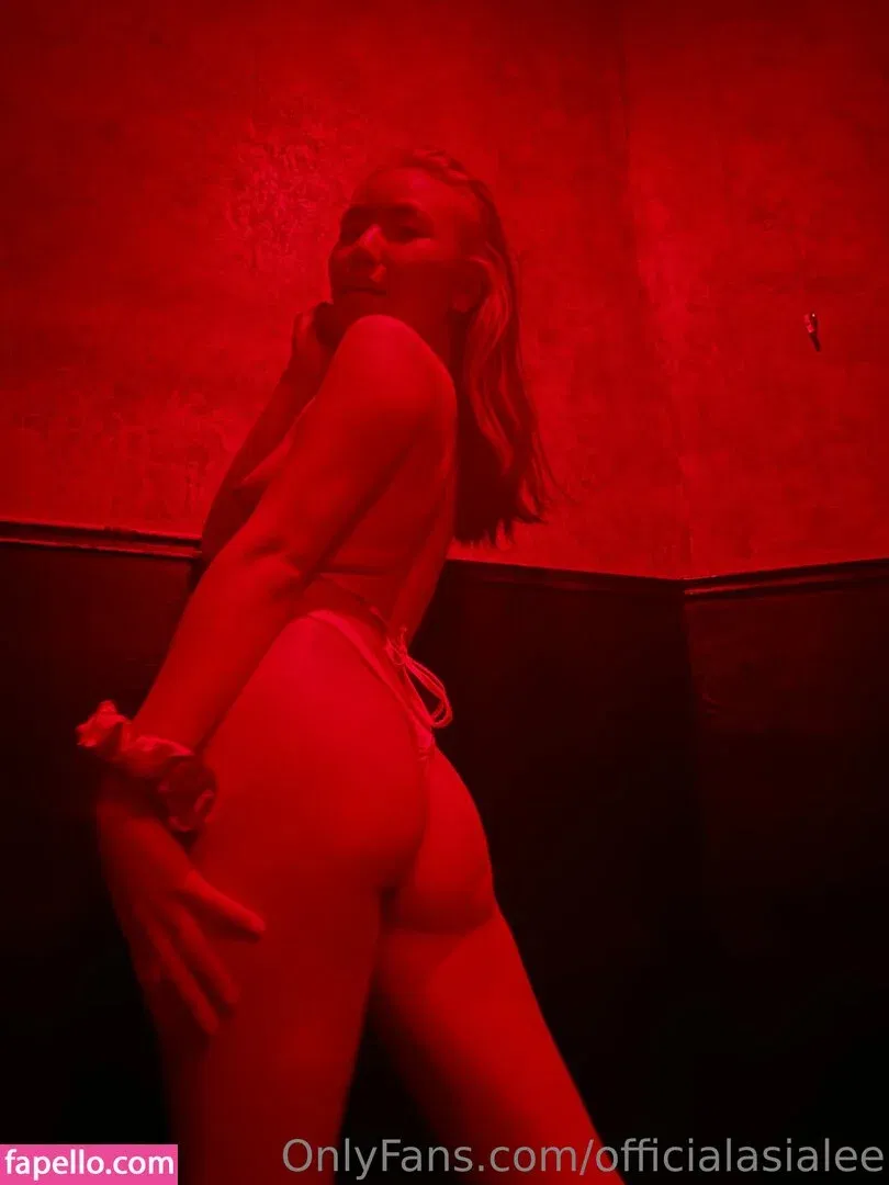 officialasialee Onlyfans Photo Gallery 