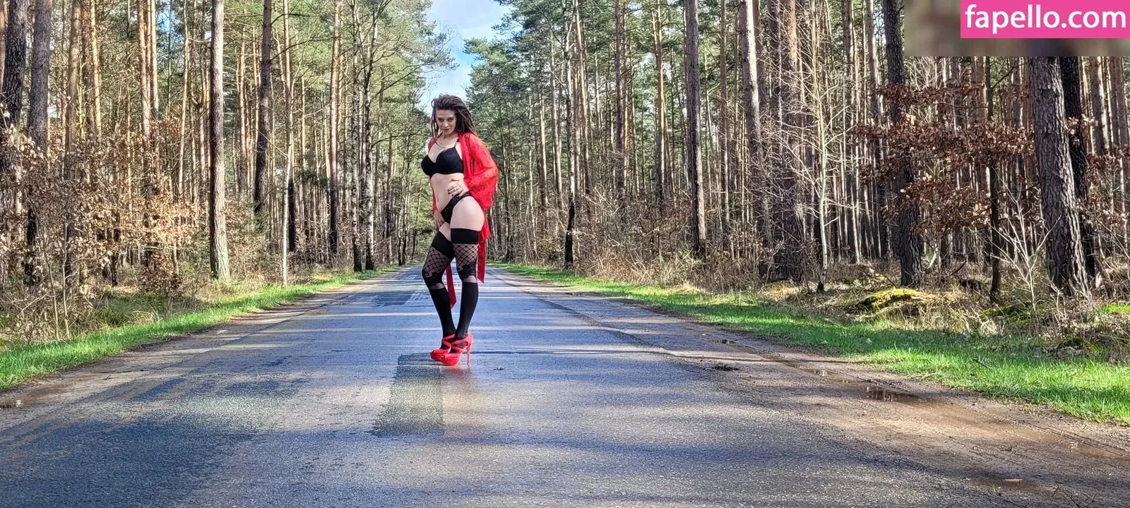 Mena Dreadfull Onlyfans Photo Gallery 