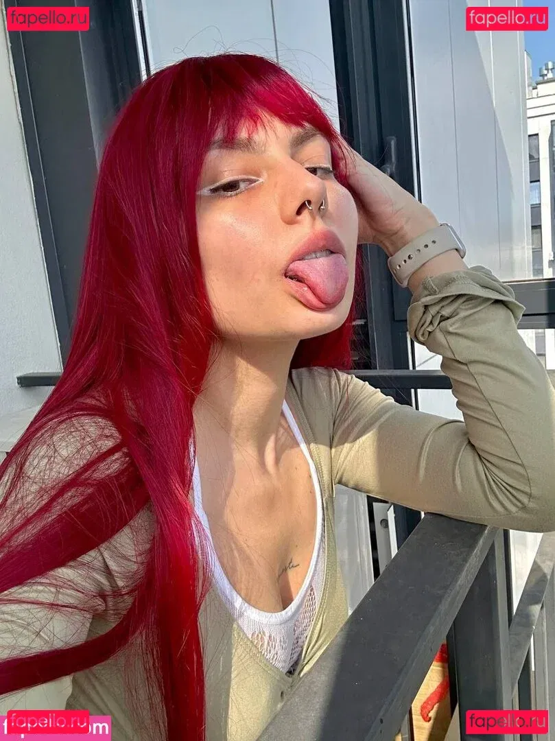 Murmuriel Onlyfans Photo Gallery 