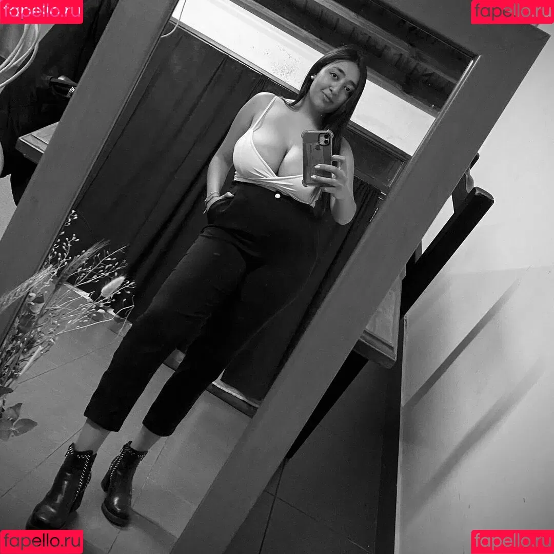 Maia Cueto Onlyfans Photo Gallery 