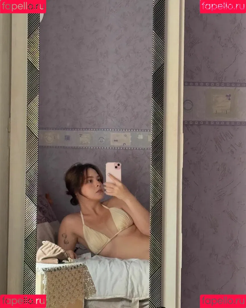 laetitia442299 Onlyfans Photo Gallery 