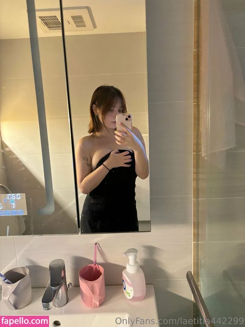 laetitia442299 Onlyfans Photo Gallery 