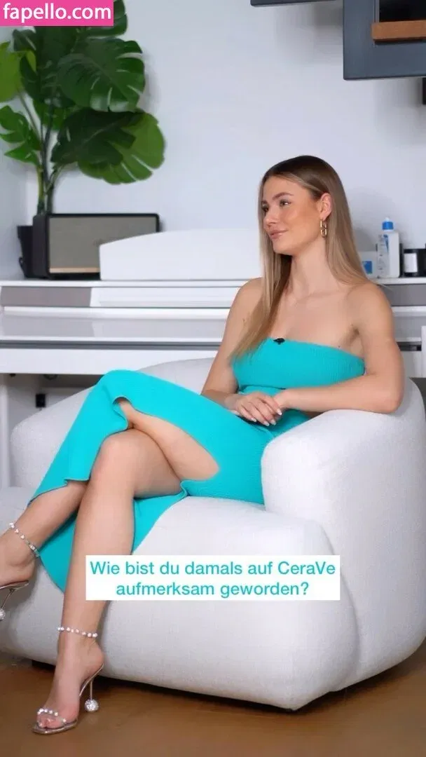 Emilia B Onlyfans Photo Gallery 