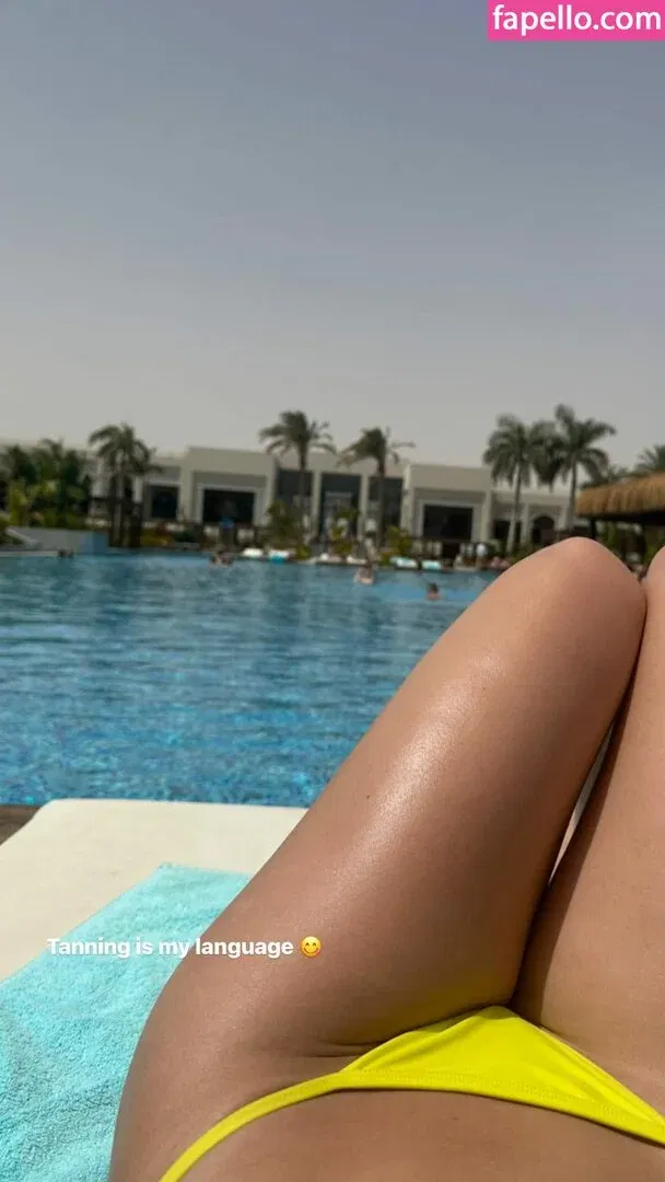 Emilia B Onlyfans Photo Gallery 