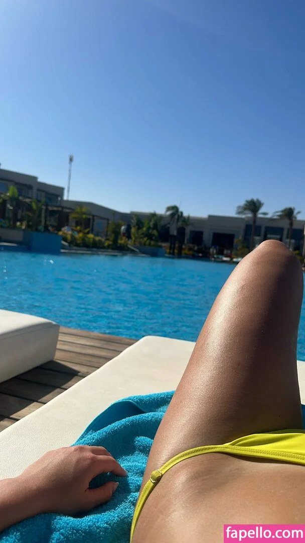 Emilia B Onlyfans Photo Gallery 