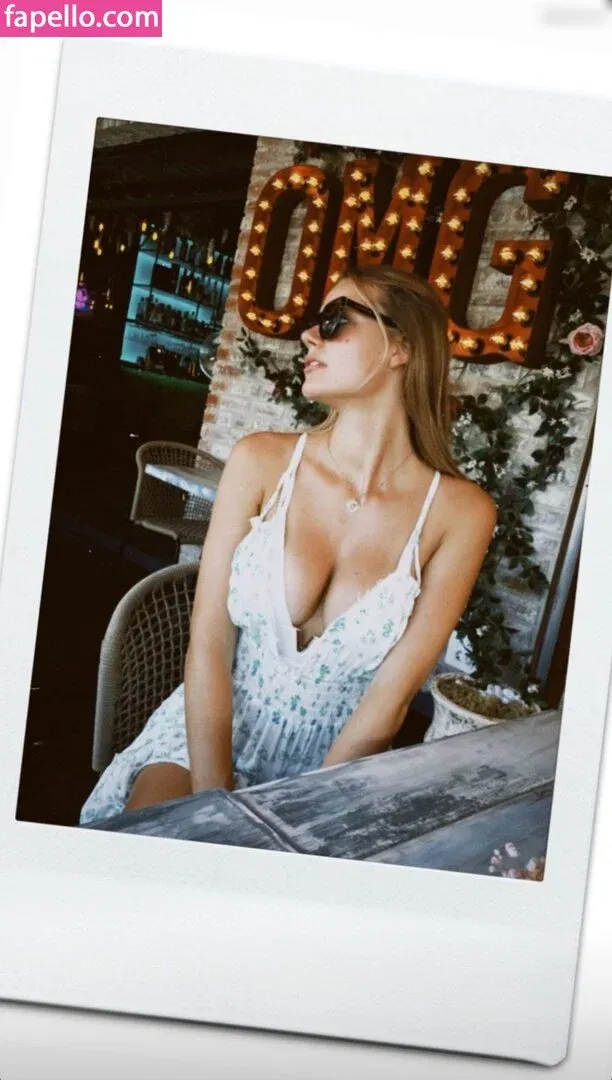 Emilia B Onlyfans Photo Gallery 