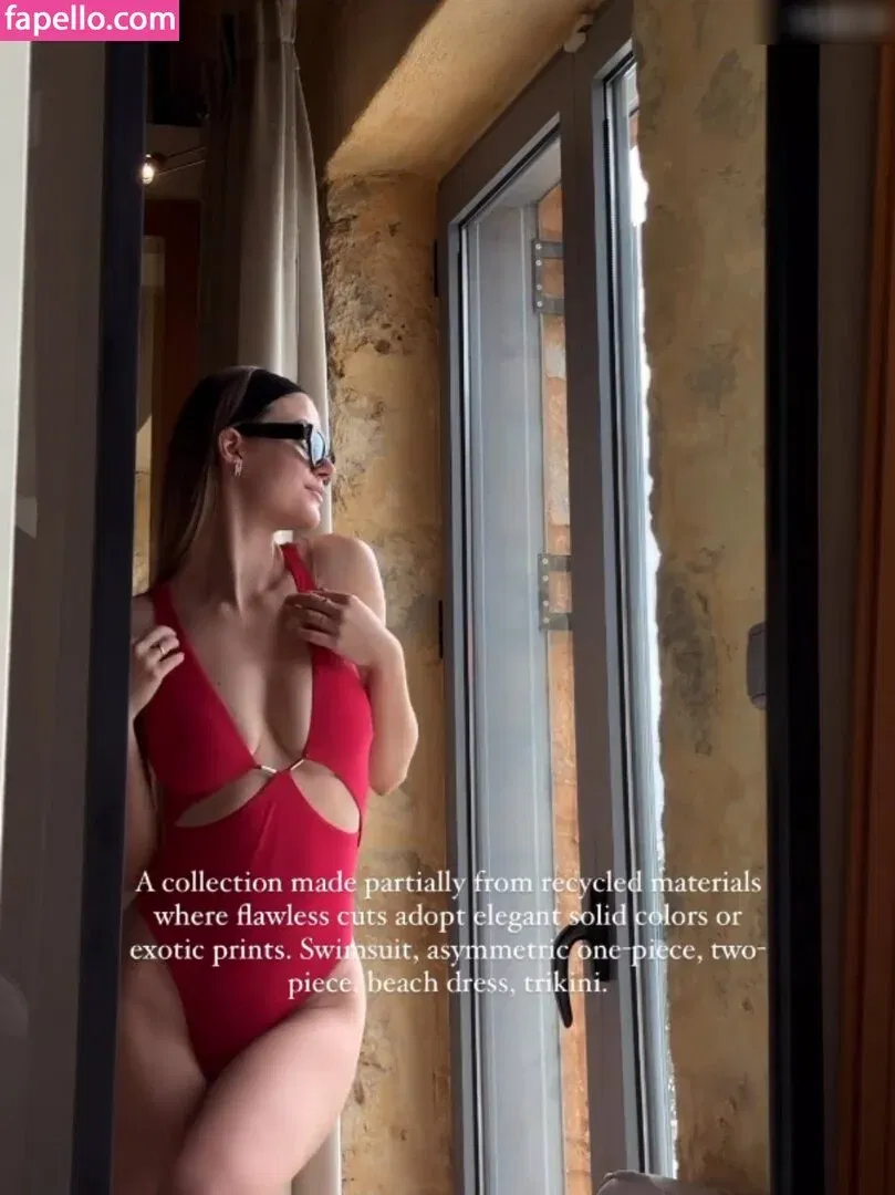 Emilia B Onlyfans Photo Gallery 