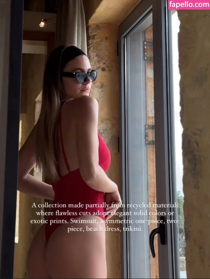 Emilia B Onlyfans Photo Gallery 