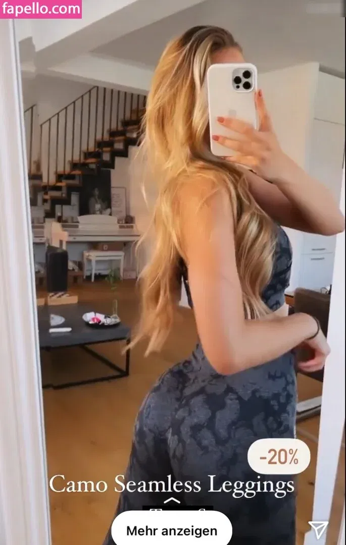 Emilia B Onlyfans Photo Gallery 