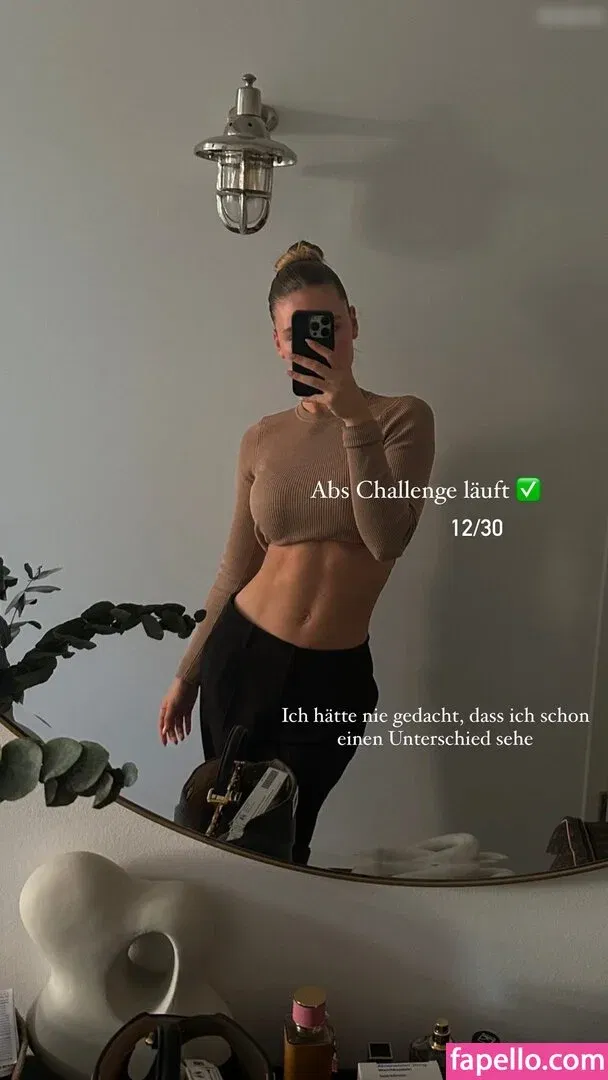 Emilia B Onlyfans Photo Gallery 