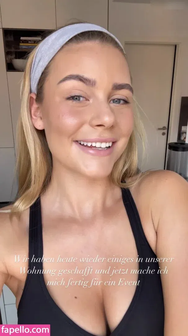 Emilia B Onlyfans Photo Gallery 