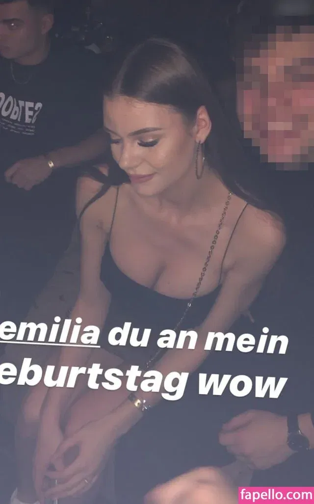 Emilia B Onlyfans Photo Gallery 