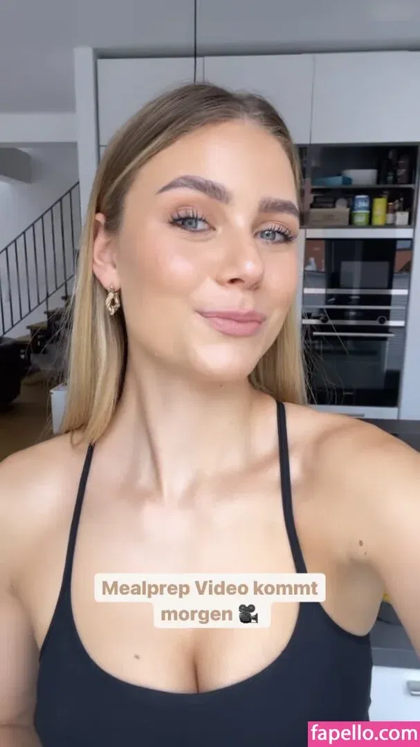 Emilia B Onlyfans Photo Gallery 