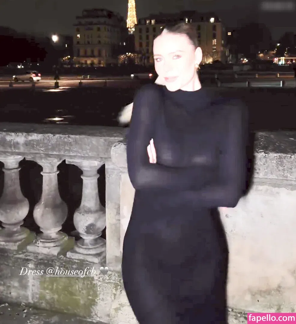 Emilia B Onlyfans Photo Gallery 