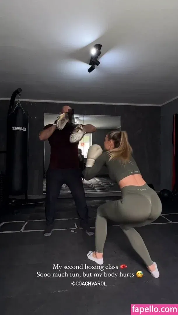 Emilia B Onlyfans Photo Gallery 