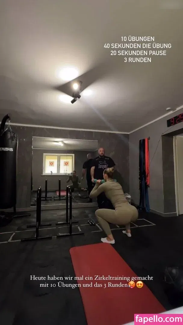 Emilia B Onlyfans Photo Gallery 