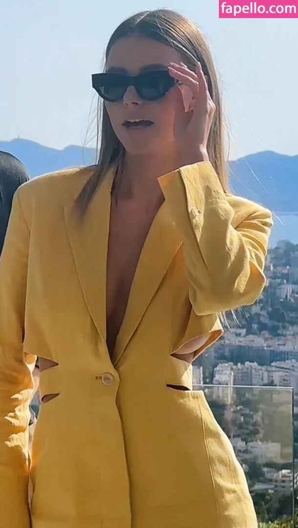 Emilia B Onlyfans Photo Gallery 