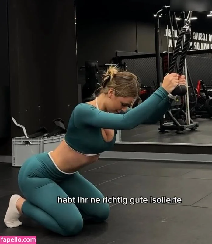 Emilia B Onlyfans Photo Gallery 