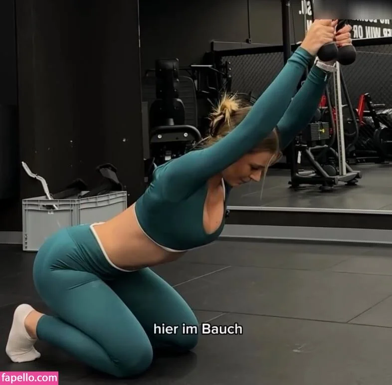 Emilia B Onlyfans Photo Gallery 