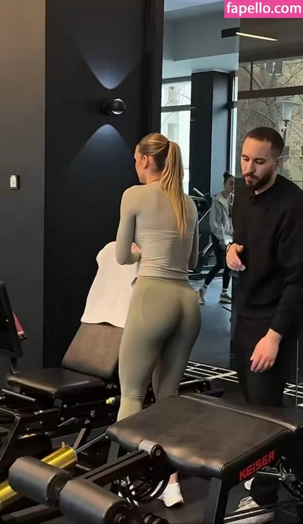 Emilia B Onlyfans Photo Gallery 