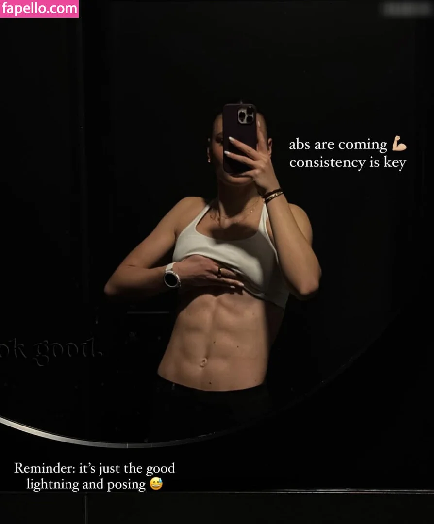 Emilia B Onlyfans Photo Gallery 