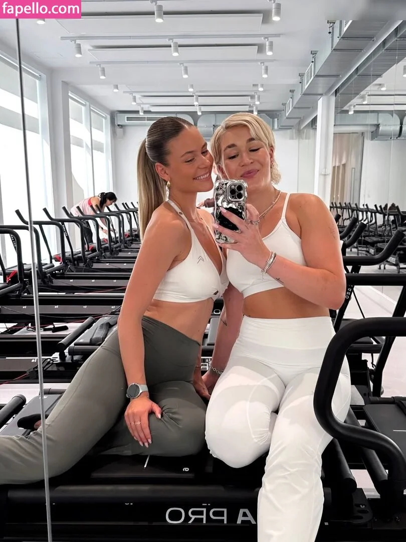 Emilia B Onlyfans Photo Gallery 