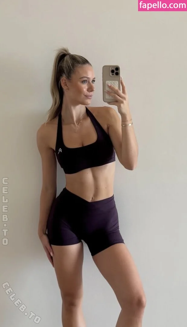 Emilia B Onlyfans Photo Gallery 