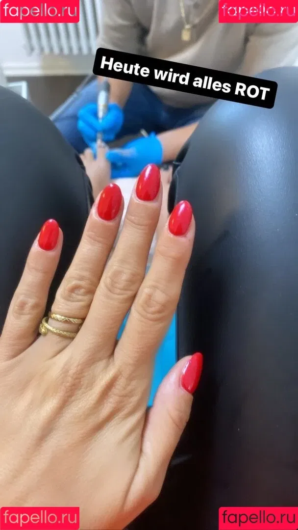 Martina Reuter Onlyfans Photo Gallery 