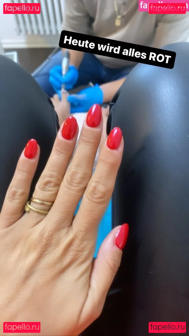 Martina Reuter Onlyfans Photo Gallery 