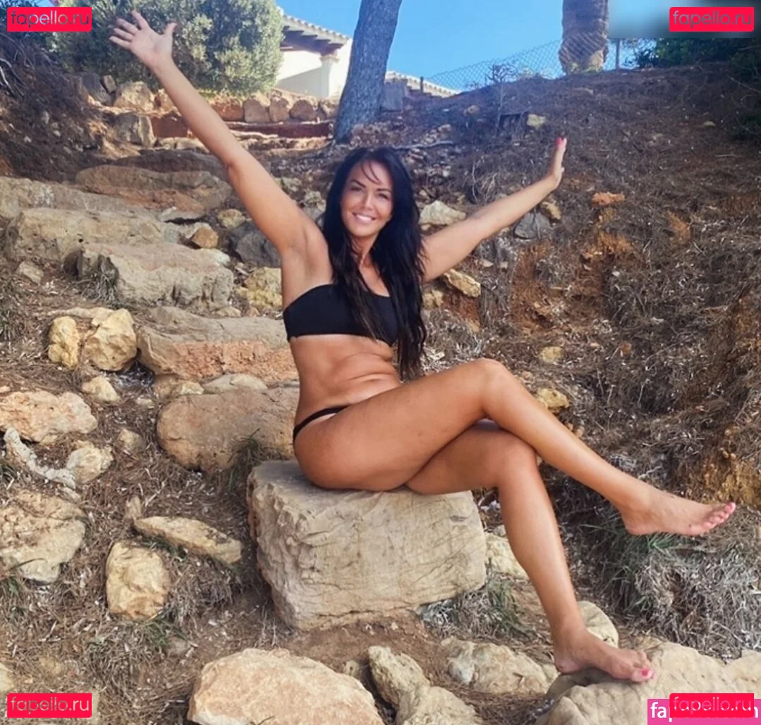 Martina Reuter Onlyfans Photo Gallery 