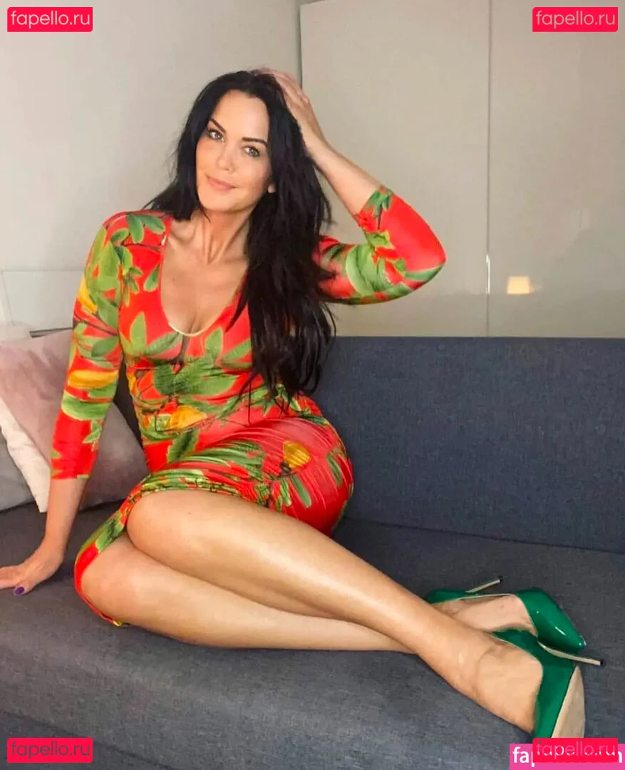 Martina Reuter Onlyfans Photo Gallery 