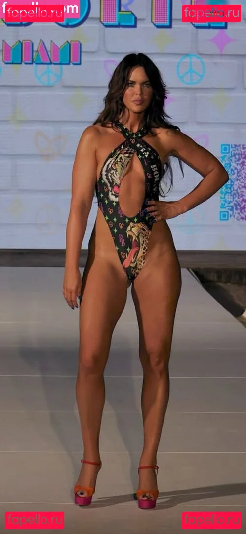 Martina Reuter Onlyfans Photo Gallery 