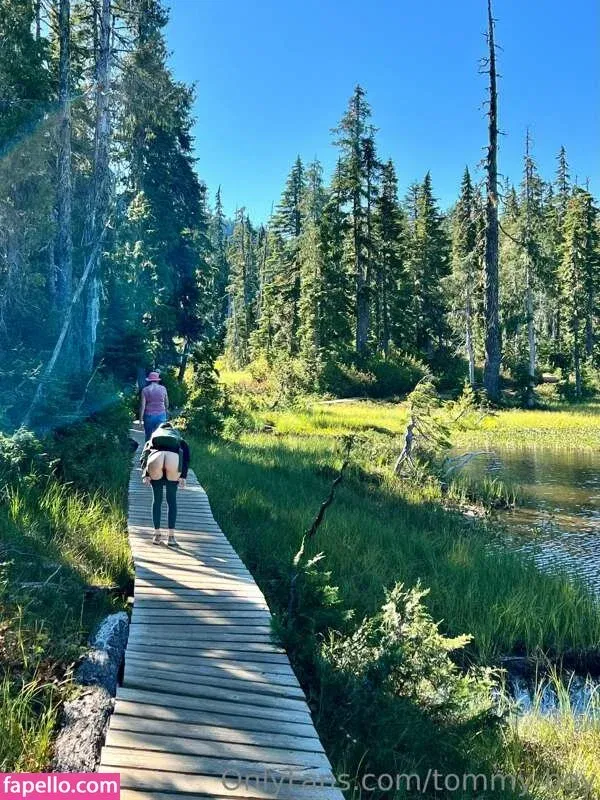 violetandtommy Onlyfans Photo Gallery 