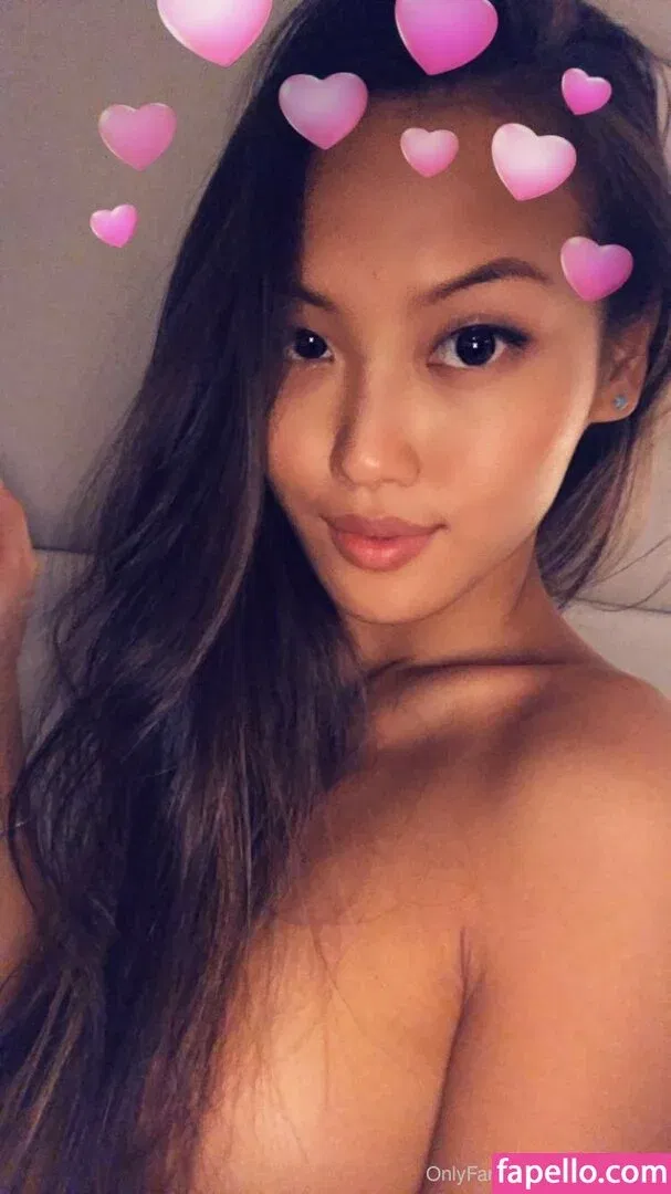 Linggg_baby Onlyfans Photo Gallery 