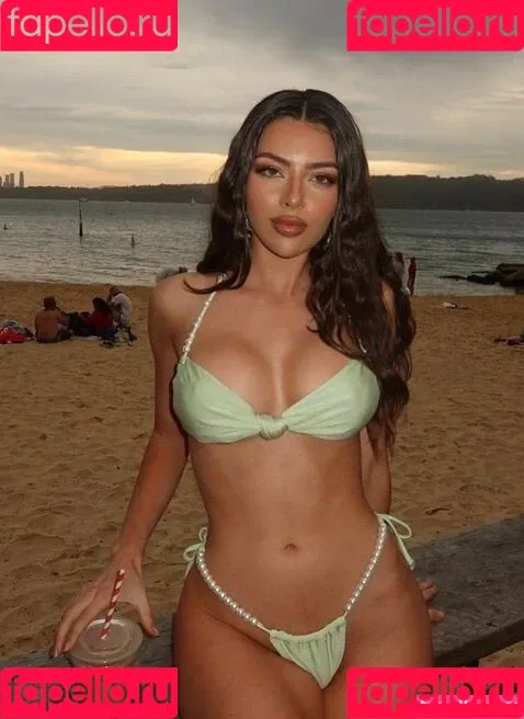 Vitoria Campo Onlyfans Photo Gallery 