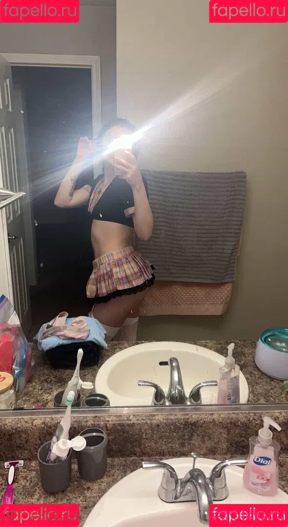 Ryleigh Onlyfans Photo Gallery 