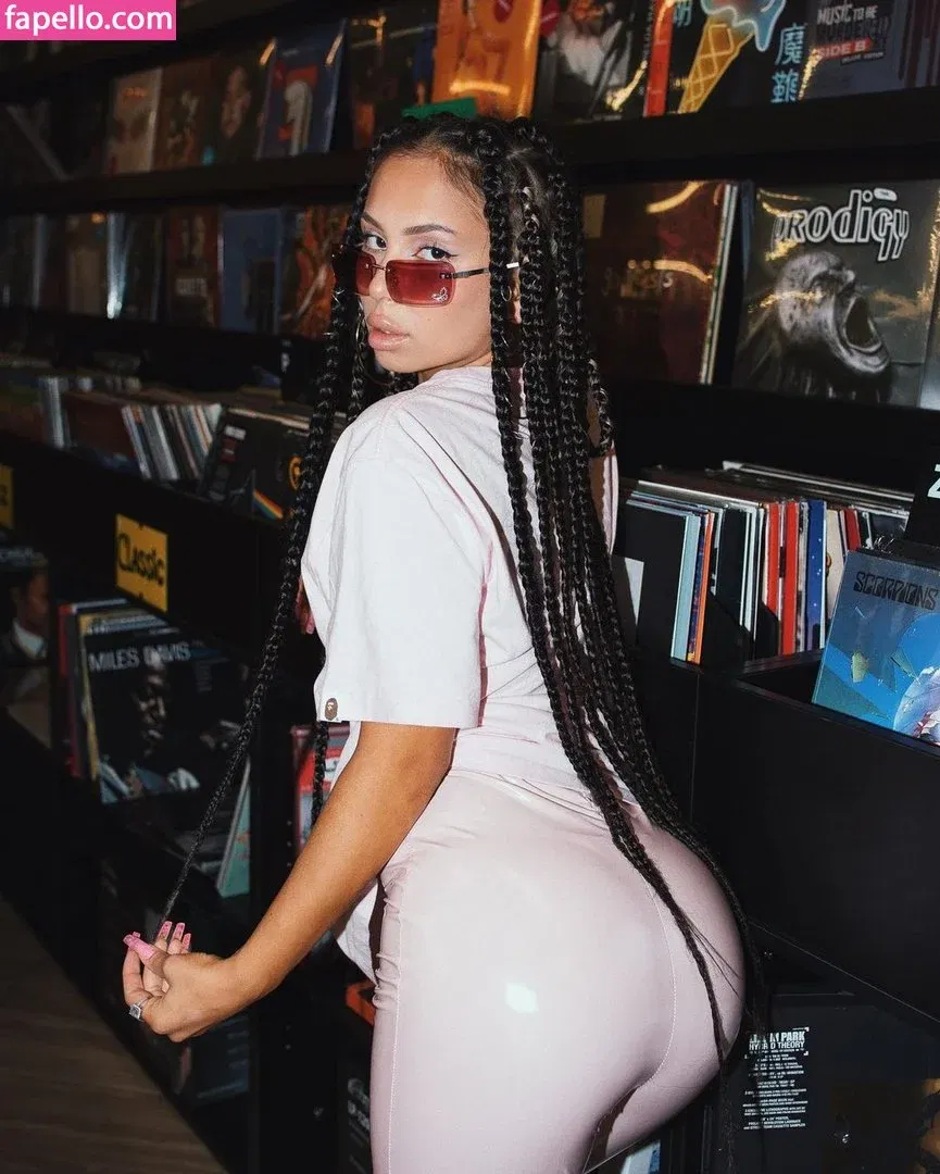 Zaebacho Onlyfans Photo Gallery 