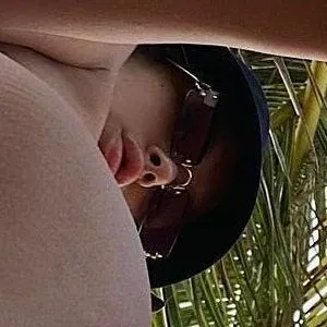 Zaebacho Onlyfans Photo Gallery 