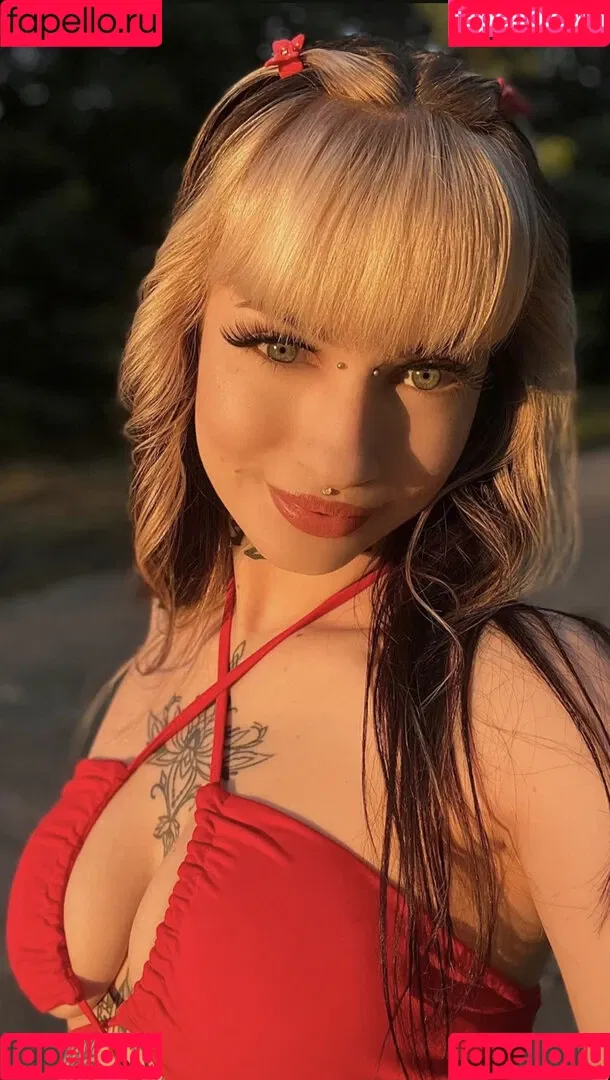 schweinenuttenfotzenscheisse Onlyfans Photo Gallery 