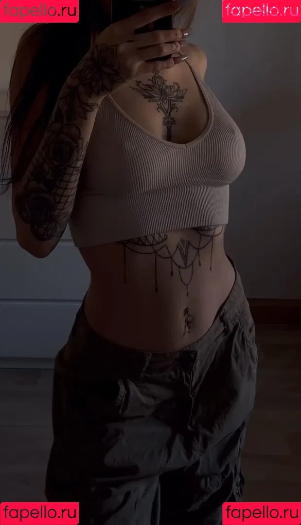 schweinenuttenfotzenscheisse Onlyfans Photo Gallery 