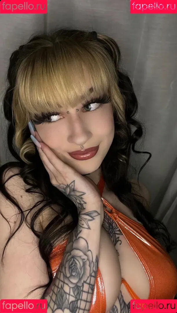 schweinenuttenfotzenscheisse Onlyfans Photo Gallery 