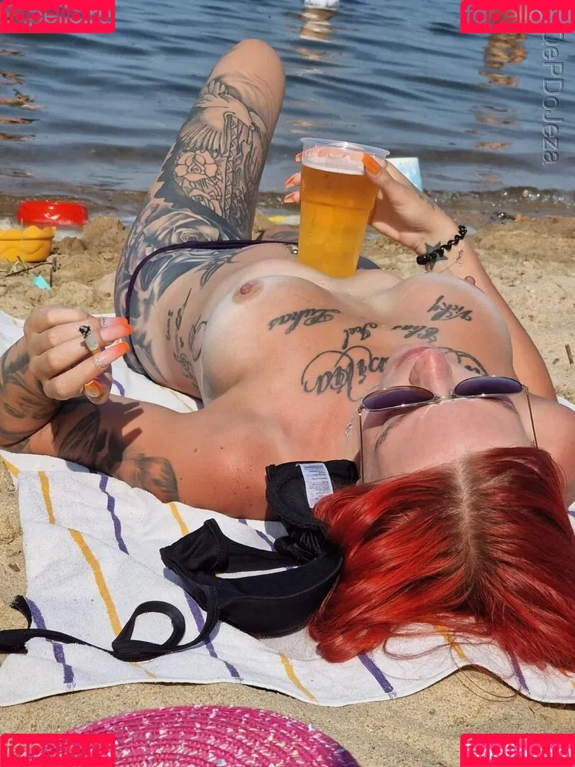 nadiiineee69 Onlyfans Photo Gallery 