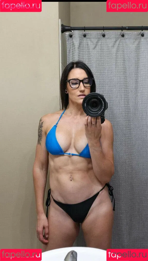 Lesley Cusumano Onlyfans Photo Gallery 