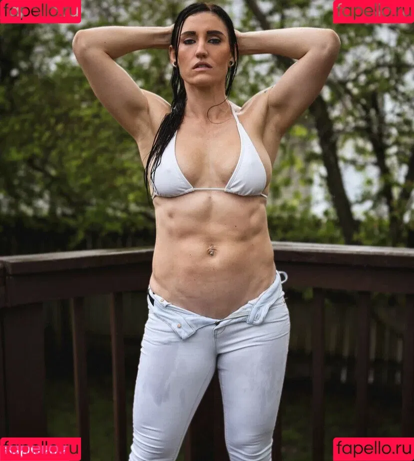 Lesley Cusumano Onlyfans Photo Gallery 