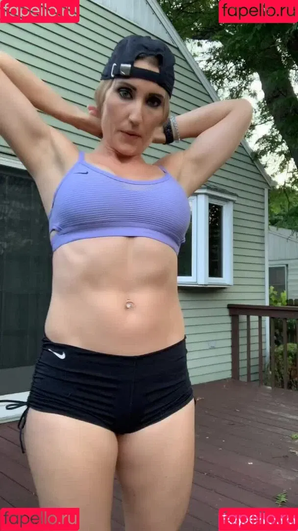 Lesley Cusumano Onlyfans Photo Gallery 
