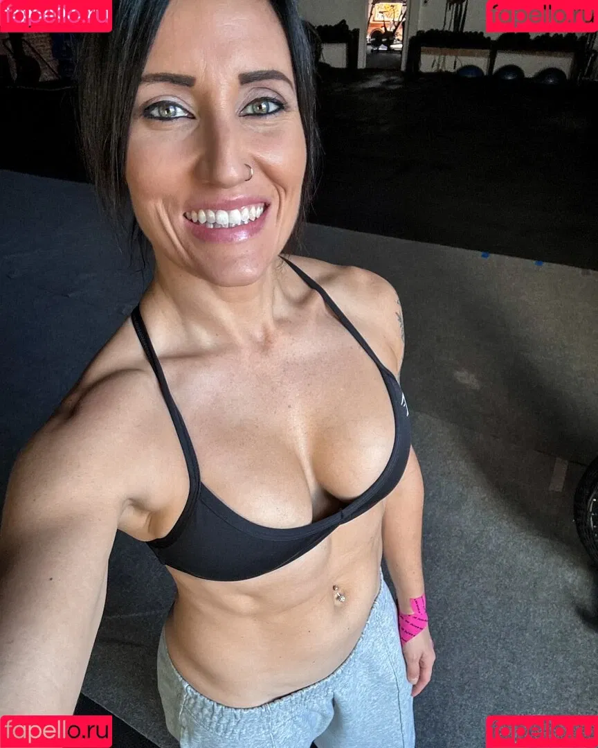 Lesley Cusumano Onlyfans Photo Gallery 