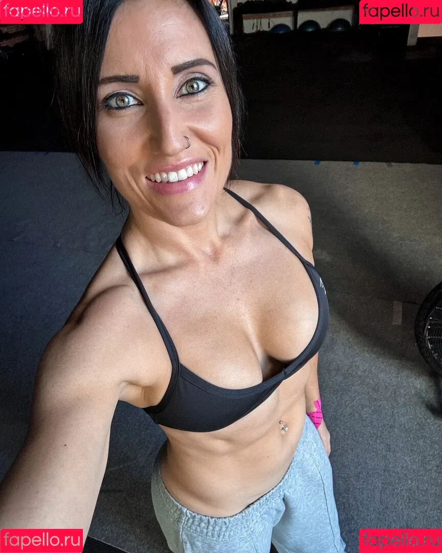 Lesley Cusumano Onlyfans Photo Gallery 
